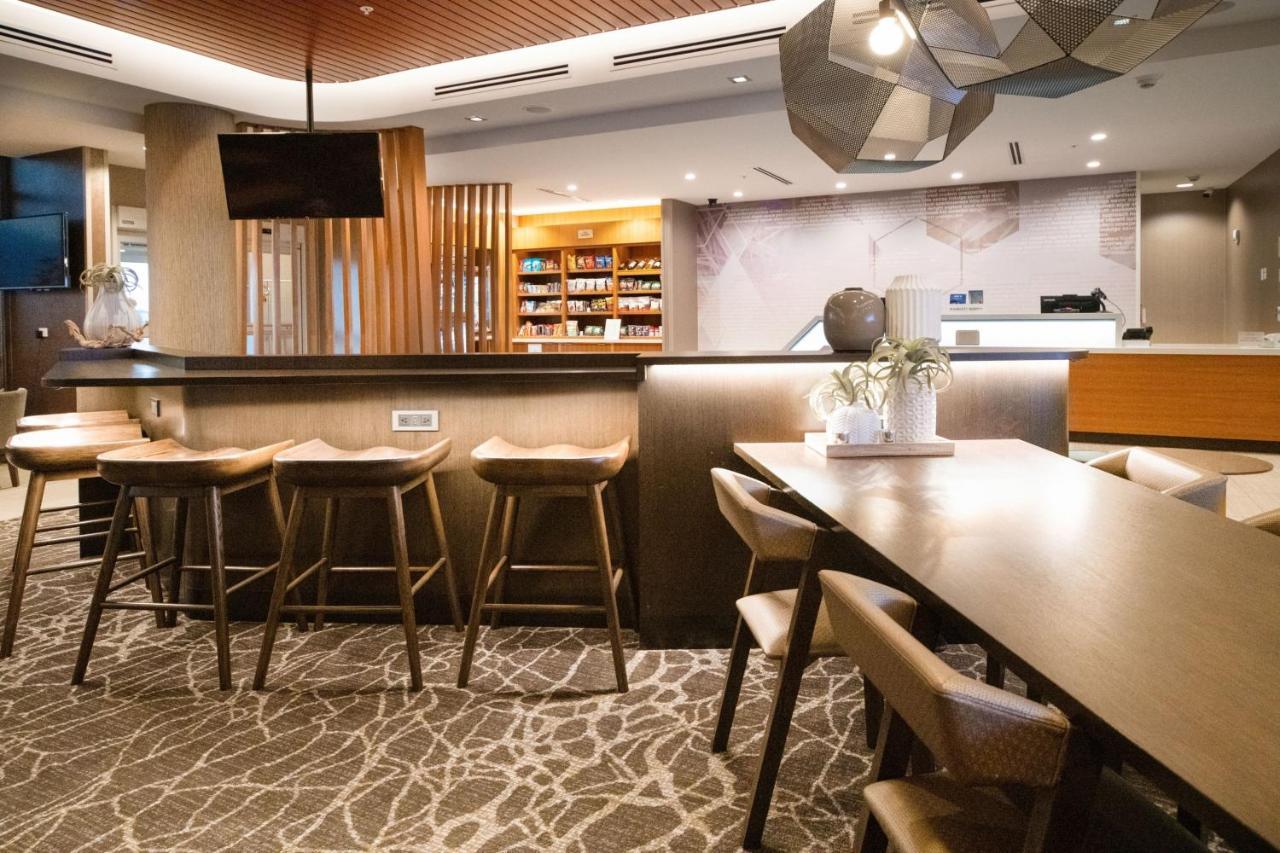 基诺沙春丘套房酒店 外观 照片