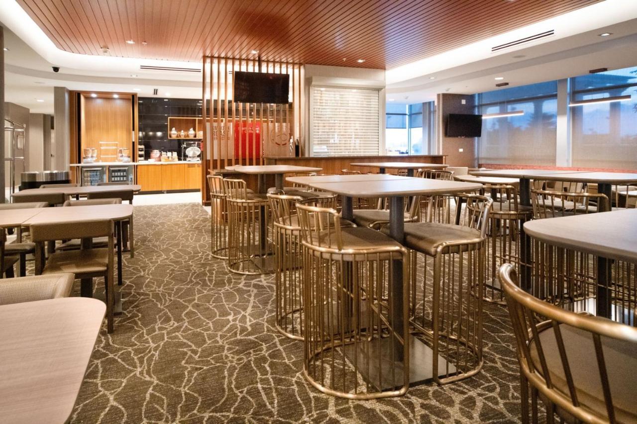 基诺沙春丘套房酒店 外观 照片
